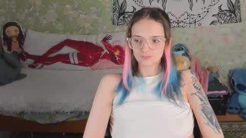Adelina online show from October 2025 03:34:04 PM