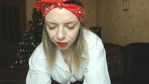 Snapshot of vanillamuffin chatting on January 2025 10:31:01 AM VanillaMuffin online show from January 2025 10:31:01 AM