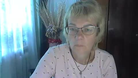 Vanillaxcreamy online show from September 2025 09:03:02 AM