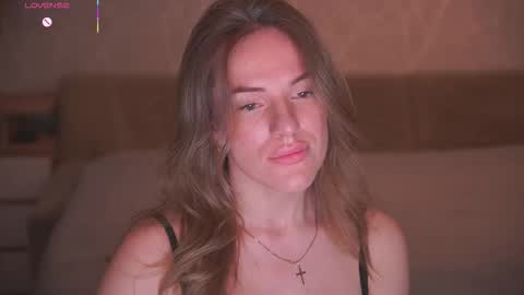 Sophie online show from November 2025 07:35:01 PM