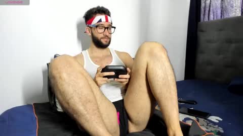 Van online show from February 2025 06:43:01 PM