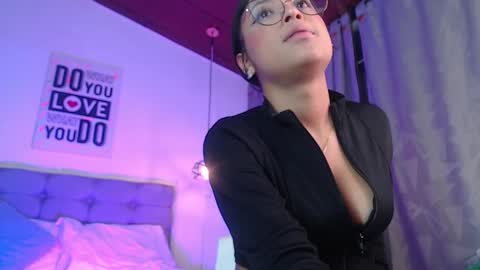 Snapshot of vannesweet_ chatting on January 2025 11:58:02 PM vane online show from January 2025 11:58:02 PM