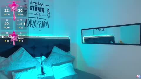 Snapshot of vannesweet_ chatting on February 2025 12:30:01 AM vane online show from February 2025 12:30:01 AM