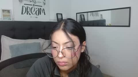 Snapshot of vannesweet_ chatting on October 2025 07:44:02 PM vane online show from October 2025 07:44:02 PM