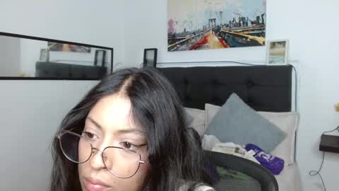 Snapshot of vannesweet_ chatting on November 2025 07:19:01 PM vane online show from November 2025 07:19:01 PM