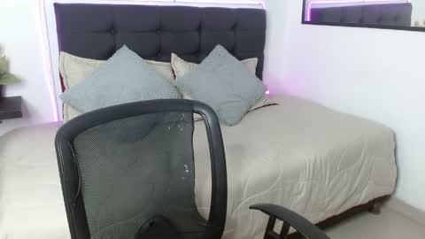 Snapshot of vannesweet_ chatting on May 2026 08:16:01 PM vane online show from May 2026 08:16:01 PM