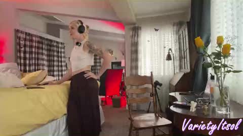 Snapshot of varietyitsol chatting on April 2026 11:32:02 PM Variety online show from April 2026 11:32:02 PM