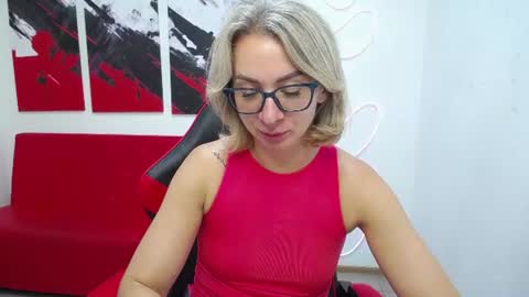 Snapshot of vasilisasii chatting on July 2026 11:06:01 AM Vasilisa online show from July 2026 11:06:01 AM