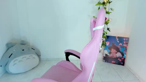 Snapshot of vaura222 chatting on December 2024 12:18:01 AM vaura222 online show from December 2024 12:18:01 AM