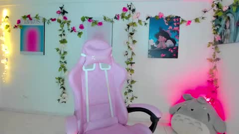 vaura222 online show from December 2024 01:39:01 AM