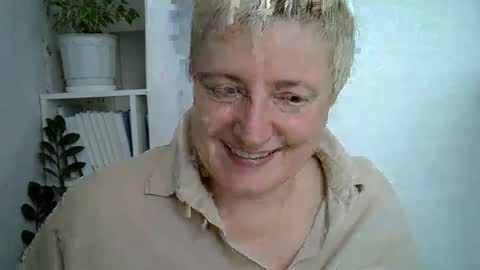 vea_motty online show from June 2026 06:08:01 AM