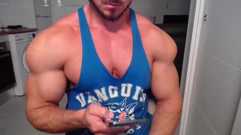 Toni Martins online show from November 2025 01:04:01 PM