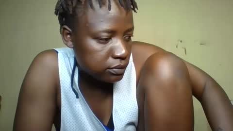 Vee tommy online show from December 2024 10:56:01 PM