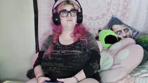 Veronica Lehane online show from January 2025 04:39:02 AM