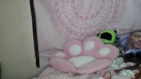 Veronica Lehane online show from February 2025 10:19:01 AM