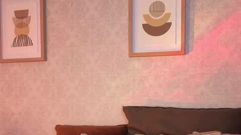 Vee Simons online show from October 2025 08:18:02 PM