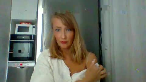 Veessa online show from June 2026 11:04:02 AM