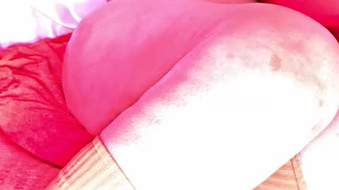 Snapshot of veheveun chatting on May 2026 02:14:01 PM Vehe Veun online show from May 2026 02:14:01 PM
