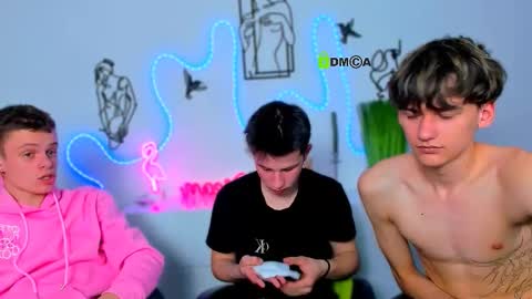 veldi_to online show from March 2026 08:04:01 PM