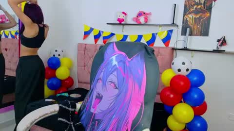 velinahoneyy online show from June 2026 12:42:02 PM