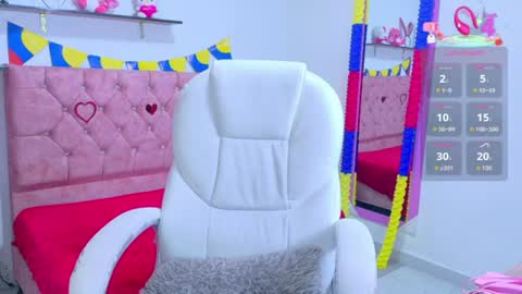 velinahoneyy online show from June 2026 03:51:01 PM