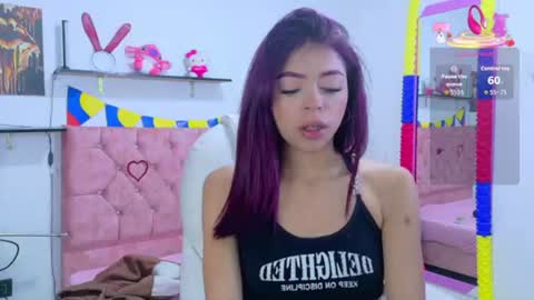 velinahoneyy online show from July 2026 12:29:02 PM