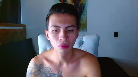 velk_hot1 online show from February 2026 12:23:01 PM