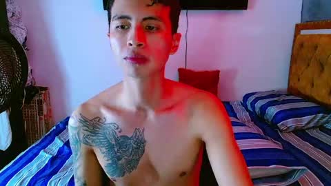 velk_hot1 online show from May 2026 01:07:02 PM