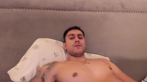 Snapshot of velkoz7 chatting on March 2026 03:30:01 AM Emm online show from March 2026 03:30:01 AM