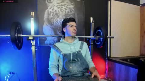 Snapshot of vellotouch chatting on February 2026 03:45:01 AM Vello online show from February 2026 03:45:01 AM