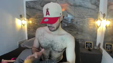 Snapshot of vellotouch chatting on February 2026 04:02:01 AM Vello online show from February 2026 04:02:01 AM