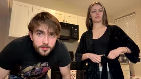 Snapshot of velmaxshaggy chatting on March 2025 03:11:02 AM velmaxshaggy online show from March 2025 03:11:02 AM