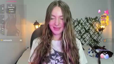 Snapshot of velvet__moon chatting on February 2026 04:38:02 PM Sophi online show from February 2026 04:38:02 PM