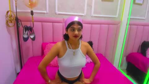 velvet_giirll online show from June 2026 04:46:01 AM