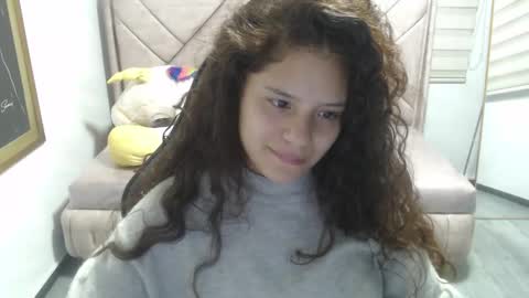 Snapshot of velvet_moon_v chatting on January 2026 01:17:02 PM velvet_moon_v online show from January 2026 01:17:02 PM