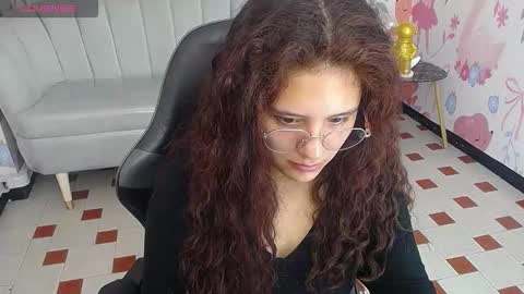 Snapshot of velvet_moon_v chatting on February 2026 01:19:01 PM velvet_moon_v online show from February 2026 01:19:01 PM