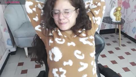 velvet_moon_v online show from March 2026 01:38:01 PM