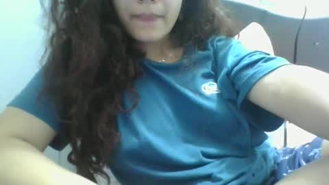 velvet_moon_v online show from April 2026 04:52:01 AM