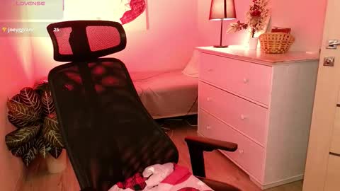 Snapshot of velvetbite chatting on January 2026 03:56:02 AM velvetbite online show from January 2026 03:56:02 AM