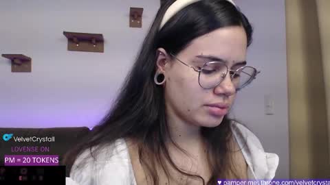  Crystal         PVT OPEN online show from November 2025 01:51:02 AM