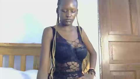 velvetdesiree online show from May 2026 02:45:01 PM