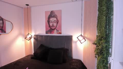 velvetscarlett online show from March 2026 01:26:01 PM