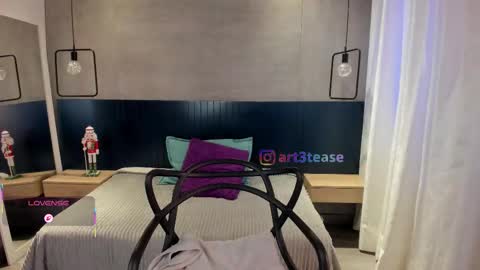 velvettease_ online show from December 2025 12:43:01 PM