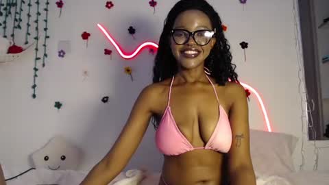 COCO XOXO online show from September 2025 08:14:02 AM