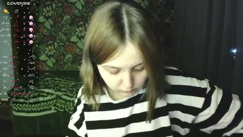 Snapshot of vendymories chatting on May 2026 05:43:01 PM eva 3 online show from May 2026 05:43:01 PM