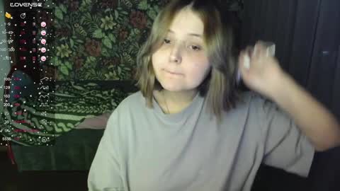 Snapshot of vendymories chatting on May 2026 04:03:02 PM eva 3 online show from May 2026 04:03:02 PM
