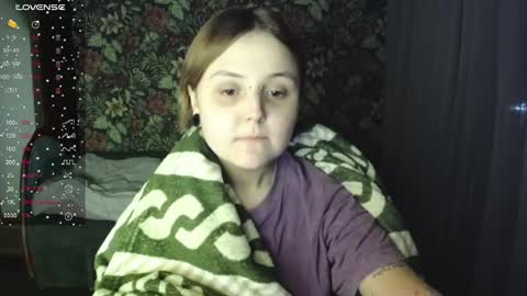 Snapshot of vendymories chatting on May 2026 09:20:02 PM eva 3 online show from May 2026 09:20:02 PM