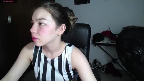 Venelope 3 online show from February 2025 05:37:01 AM