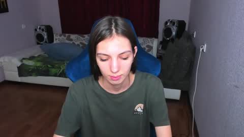 veneradi615 online show from January 2025 07:40:01 PM