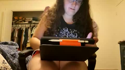 venerate_degenerate online show from November 2025 03:44:01 PM